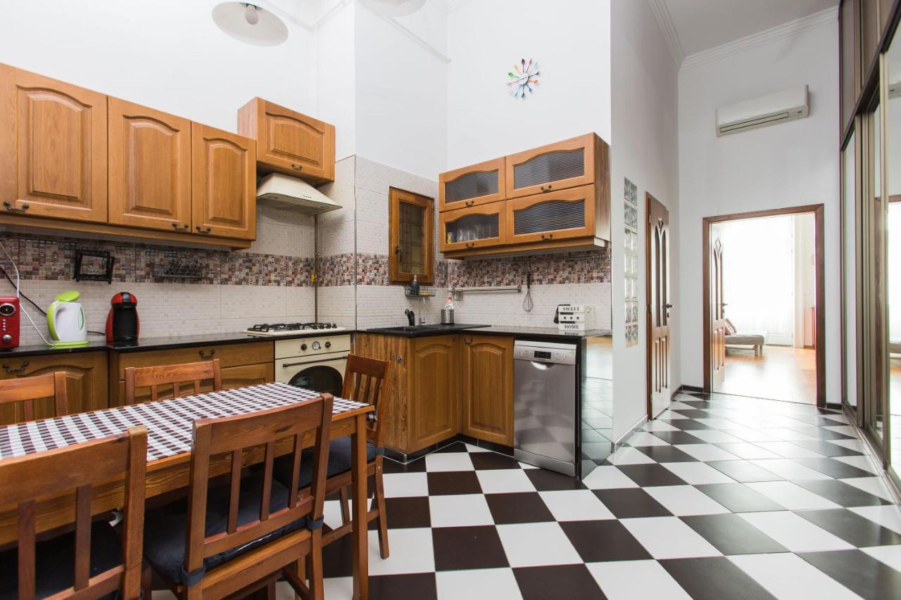 Grand Boulvard Apartment Budapešť Exteriér fotografie
